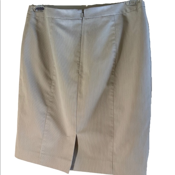 Women’s Cream/ Beige Pencil Skirt - Picture 3 of 6